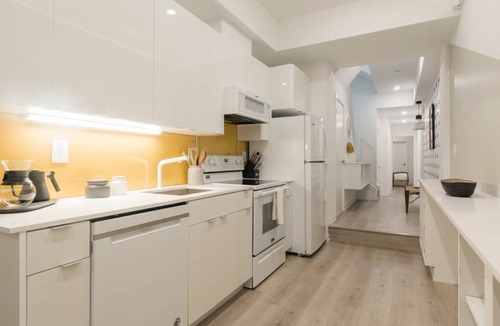 Chinatown Apartment | 57 m² Apartment ∙ 1 bedroom ∙ 4 guests