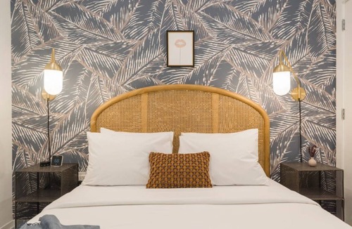 Chinatown Apartment | 57 m² Apartment ∙ 1 bedroom ∙ 4 guests