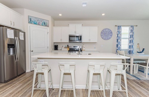 Millville House | 5BR pool view house-amenities andn linens included