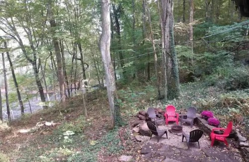 Bellville Apartment | 6-bedroom cabin just 2 miles from Mohican River