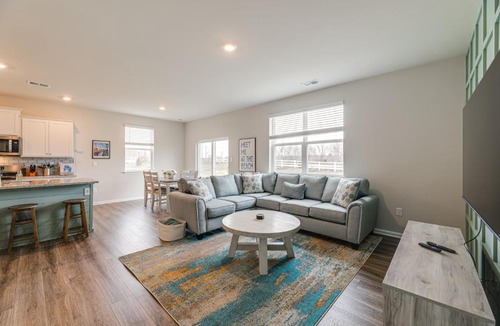 Millville House | 6 Mi to Bethany Beach Family Home with Pool Access!