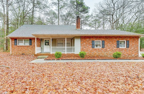 Allen House | 6 Mi to Salisbury: Forest-View Sanctuary!
