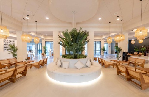 Memphis Hotel | 600 m² Hotel ∙ 2 bedrooms ∙ 6 guests