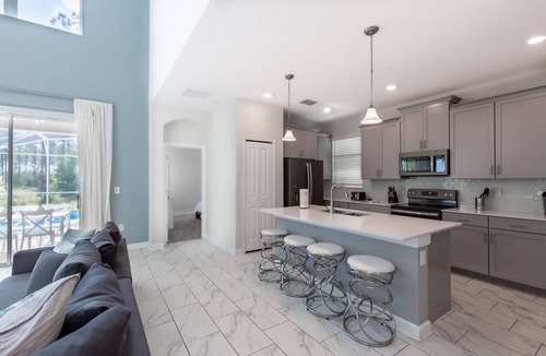 Four Corners House | 601DSD: BEAUTIFUL! 5bd/5bath with pool and games room