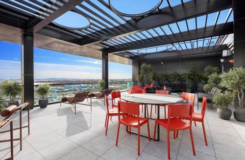 Downtown Jersey City Apartment | 61 m² Apartment ∙ 2 guests
