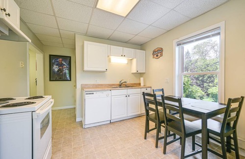 State College Apartment | 63 m² Apartment ∙ 2 bedrooms ∙ 5 guests