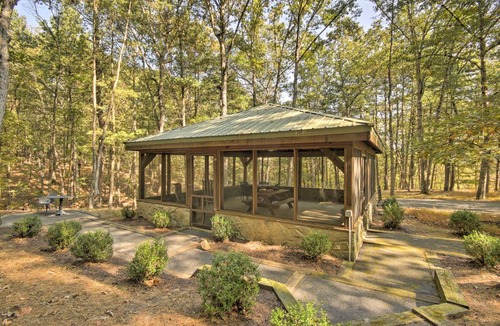 Berkeley Springs House | 65 m² House ∙ 1 bedroom ∙ 2 guests