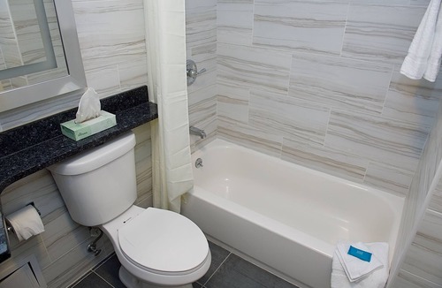 Castle Hill Hotel | 7 Days Hotel Bronx