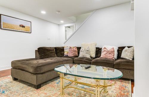 Brooklyn Park Apartment | 7 Mi to Baltimore Maryland Gem with Shared Yard!