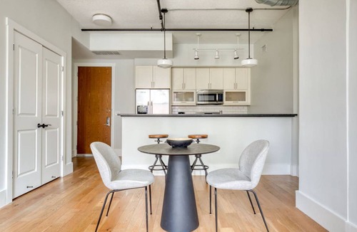 Historic Downtown Apartment | 76 m² Apartment ∙ 1 bedroom ∙ 2 guests