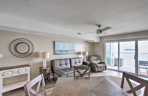 Put-in-Bay Apartment | 76 m² Apartment ∙ 2 bedrooms ∙ 6 guests