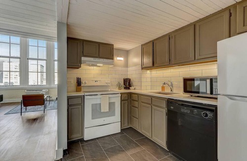 Gayborhood Apartment | 79 m² Apartment ∙ 1 bedroom ∙ 2 guests