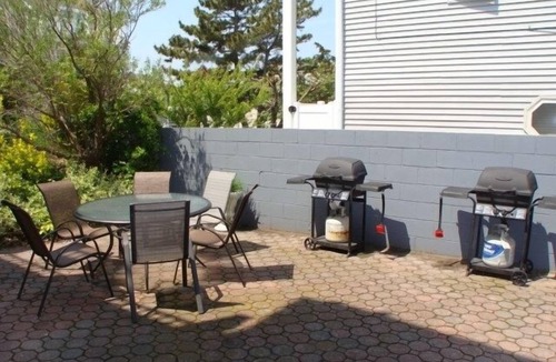 Townsend's Inlet Condo | 7904 Central Avenue East