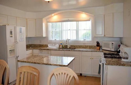 Townsend's Inlet House | 7922 Central Avenue 1st Floor