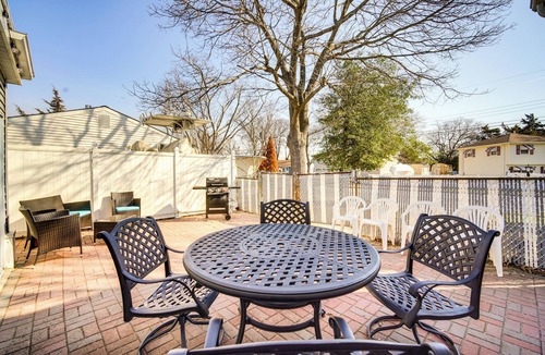 North Cape May House | 8 Blocks to Beach: BBQ-Ready North Cape May Home!