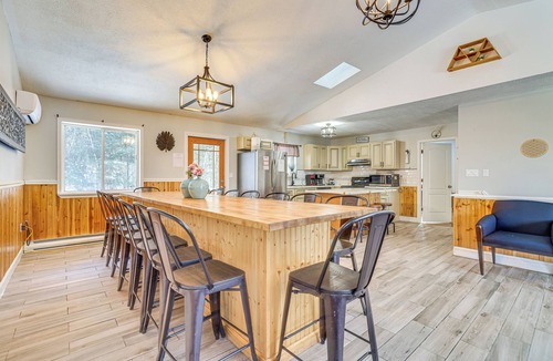 White Mills Cottage | 8 Mi to Lake Wallenpapack: Gem w/Deck & Game Room
