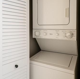 Downtown Cleveland Apartment | 804 - 1900 Euclid