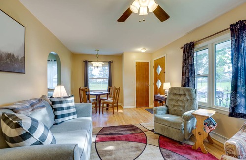 Big Flats Airport House | 83 m² House ∙ 2 bedrooms ∙ 4 guests