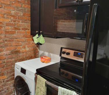 Corryville Apartment | 84 m² Apartment ∙ 2 bedrooms ∙ 6 guests