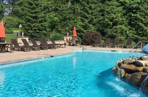 Mount Pocono Hotel | 84 m² Hotel ∙ 6 guests