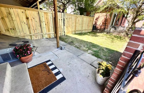German Village Apartment | 888 Macon (1 bdrm) · Historic German Village home | fenced yard