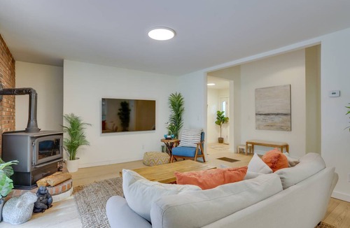Swan Lake House | 92 m² House ∙ 2 bedrooms ∙ 4 guests