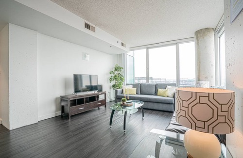 Downtown West Apartment | 93 m² Apartment ∙ 2 bedrooms ∙ 5 guests