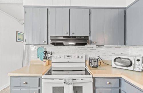 Wake County Apartment | 93 m² Apartment ∙ 3 bedrooms ∙ 7 guests