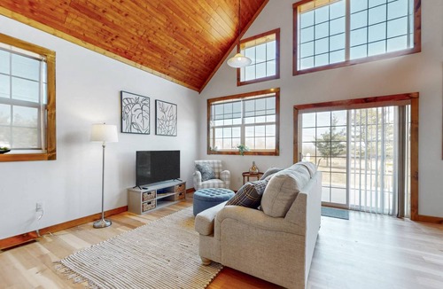 Town of Jerusalem Cottage | 93 m² Cabin ∙ 1 bedroom ∙ 4 guests