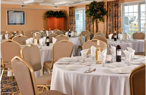 Cape May Hotel | 99 m² Hotel ∙ 2 bedrooms ∙ 127 guests