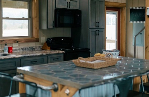 Bakerton Cabin | A Cabin in the Trees a Fly Fishing Treehouse, Burkesville, Ky