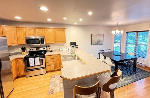 Gouldsboro House | A Perfect Getaway: Hot Tub ~ Pinball ~Game Room ~ Pet Friendly ~ Remote Office