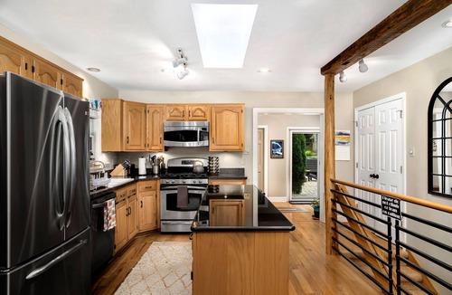 Bakerton House | A Retreat Bordering NATIONAL PARK land 1 mi to C&O and 2 mi to Harpers Ferry!