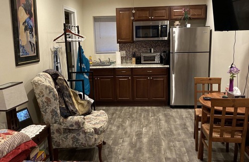 Willow Grove Apartment | A Studio Apt in Willow Grove Park