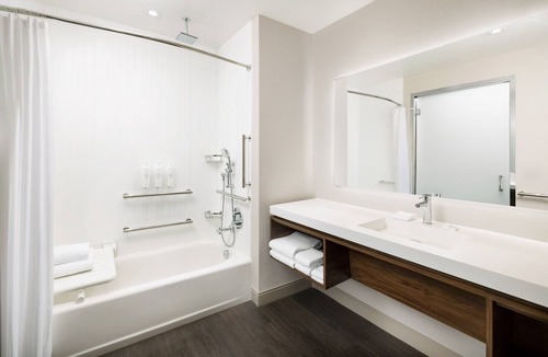 Newtown Square Hotel | AC Hotel By Marriott Newtown Square