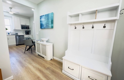 Ventnor City Condo | ACROSS from Ventnor BEACH BLOCK! 2 bd -and 2 ba unit - 8th house from beach.