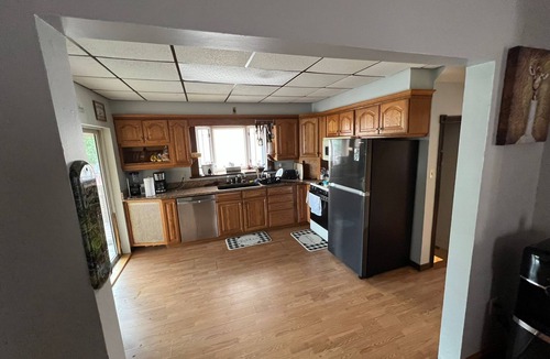 Scranton House | Adorable 6b/2bath in scanton Pa. 20 mnts to Kalahari water park and poconos & mo