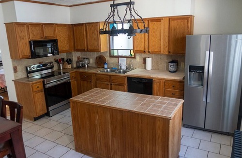 Milford House | Adorable Cottage on the Edge of the National Forest and Trails and Walk to Town