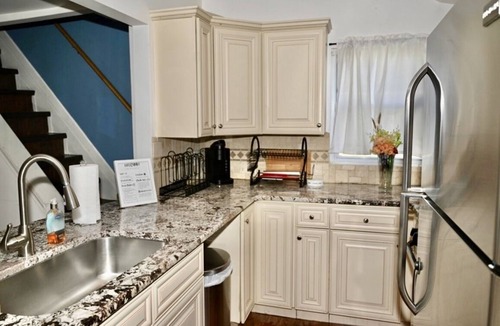 Mount Holly House | Adorable Home, Central Spot, All Welcome