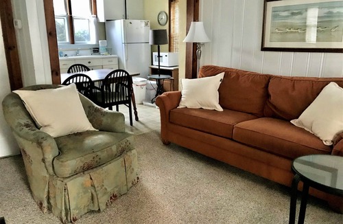 South Rehoboth Apartment | ~ Affordable and only 1.5 Blocks to the Beach ~