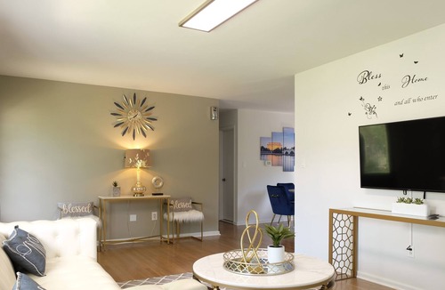 Vienna House | Affordable home - Minutes away to DC by metro