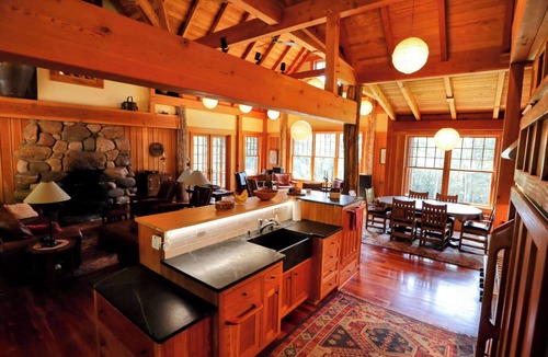 Eagles Mere Cabin | Algonac - Luxury Timber Lodge in Eagles Mere PA