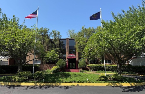 Elkins Park Apartment | Amazing 2BR 2B Condo Monthly Discount