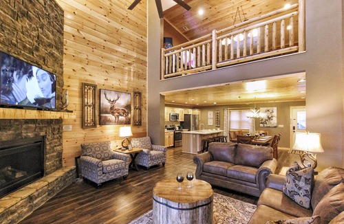 Chalet Village North Cabin | AMAZING Cabin! 5 Fireplaces! Covered Deck! STUNNING View! Hot Tub! Game Room!