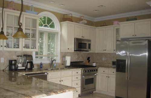 Normandy Beach House | Amazing Loctaion! One Block from the Beach!