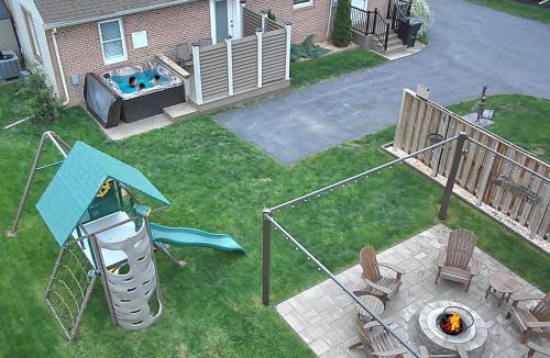 Intercourse House | Amish Guest House - hottub, patio, swing, ebikes
