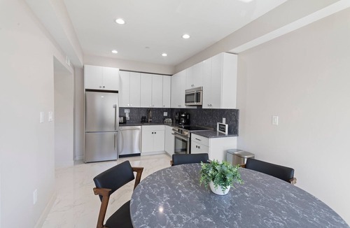 Ventnor City Apartment | Ammos Luxury Living- Mykonos Suite