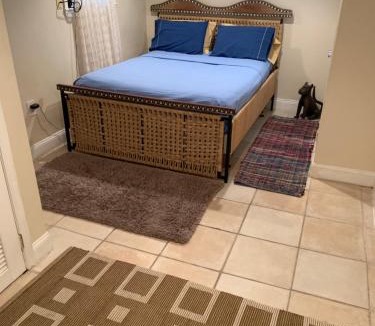 Bloomingdale Apartment | An English Gem near Union Station