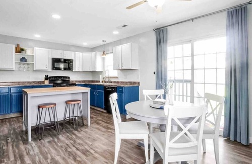 Buckeye Lake Cottage | Anchors Away - Relaxing Cottage Minutes from Lake