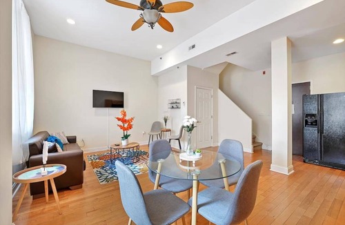 Northern Liberties Apartment | Apartment ∙ 2 bedrooms ∙ 4 guests